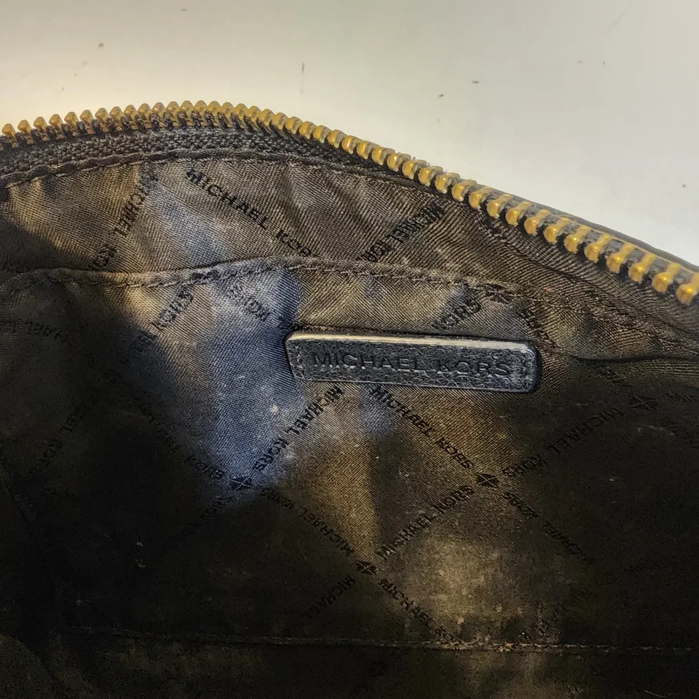 Michael Kors Jet Set Black Pebble Leather Wristlet Travel Wallet